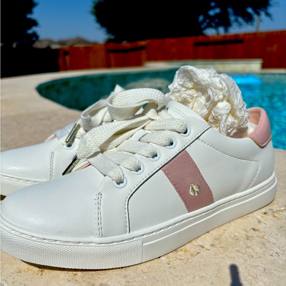 Classic Kate Spade♠️ Sneakers💕